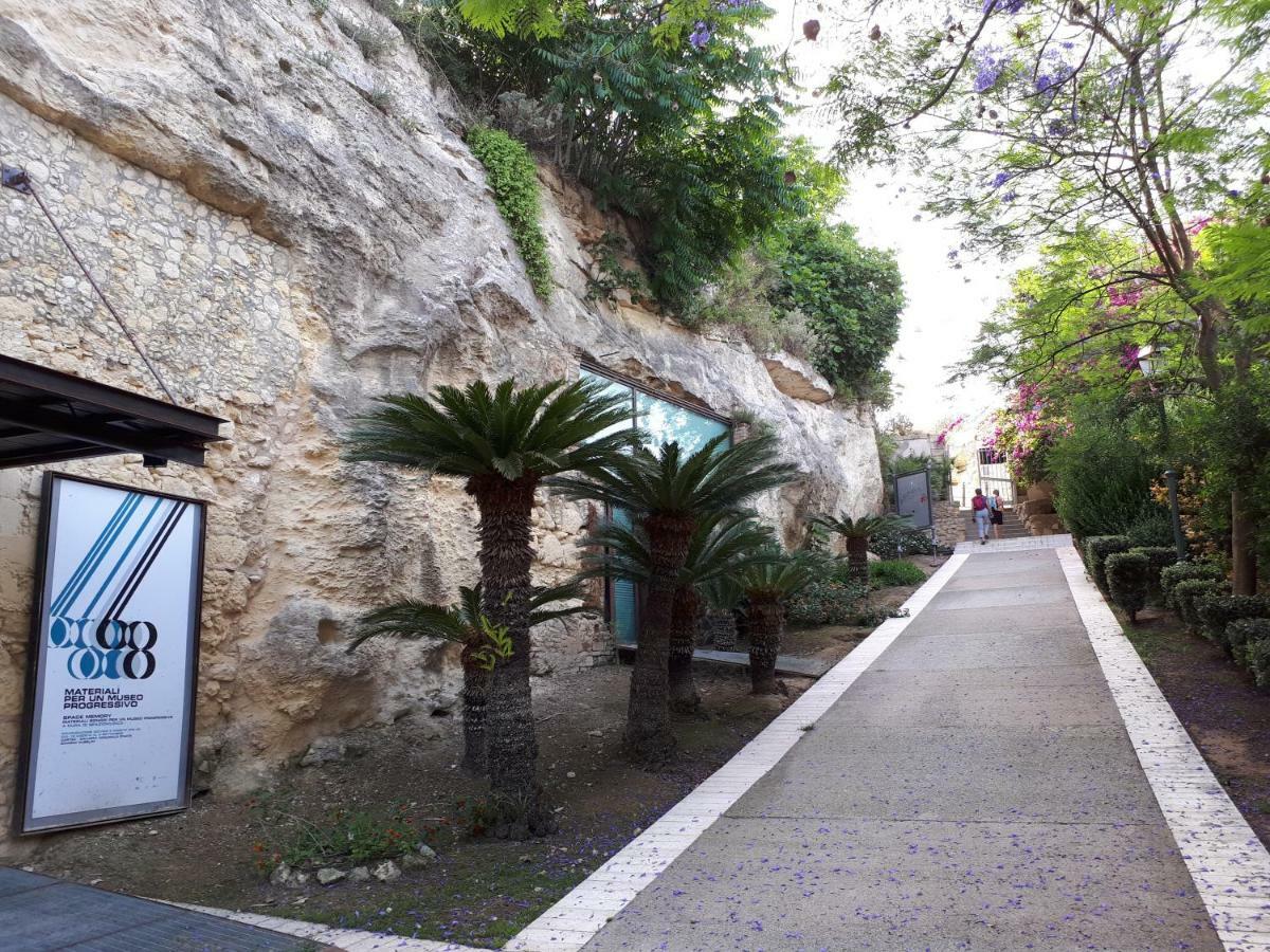 Mari Pintau Hotel Cagliari Buitenkant foto